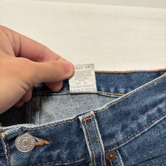 VTG 90s Levi's 517 Slim Fit Jr Boot Cut Flared USA Denim Jeans Blue Womens 28x29 - Picture 4 of 7
